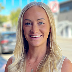 Daniella Martin crop